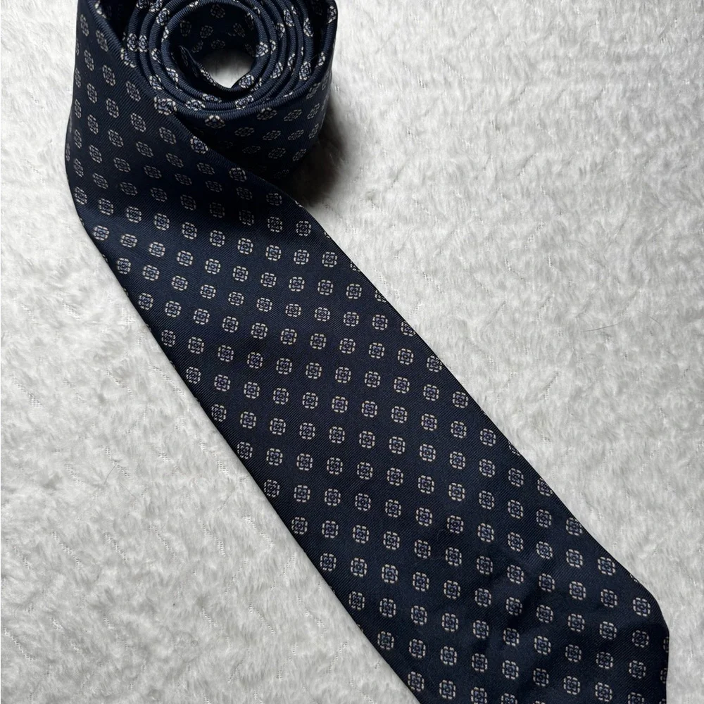 Vintage 100% Silk Geometric Pattern Tie 60”